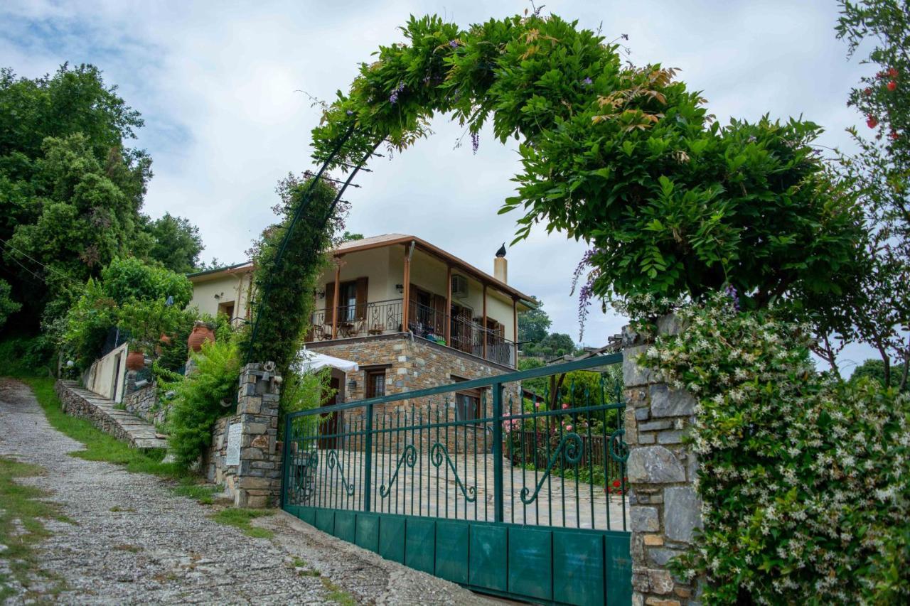 Efi'S Guest House Áyios Dhimítrios Exterior foto